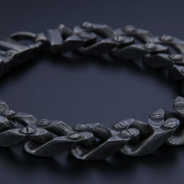 Bracciale Grumetta con viti in argento 925‰  